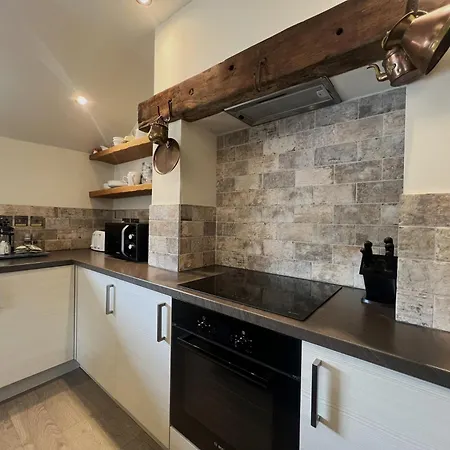 2 Bed In Sz379 Holiday home *