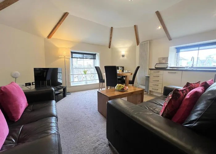 2 Bed In Sz379 Holiday home