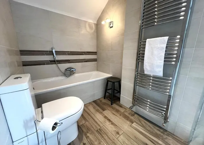 度假居 2 Bed In Sz379 *